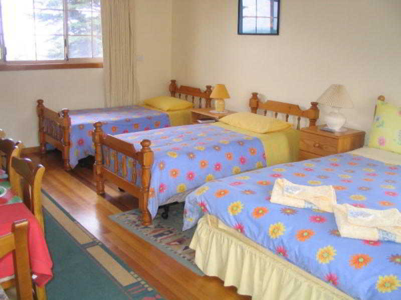 Angela'S Beach Stays Apollo Bay Exterior photo