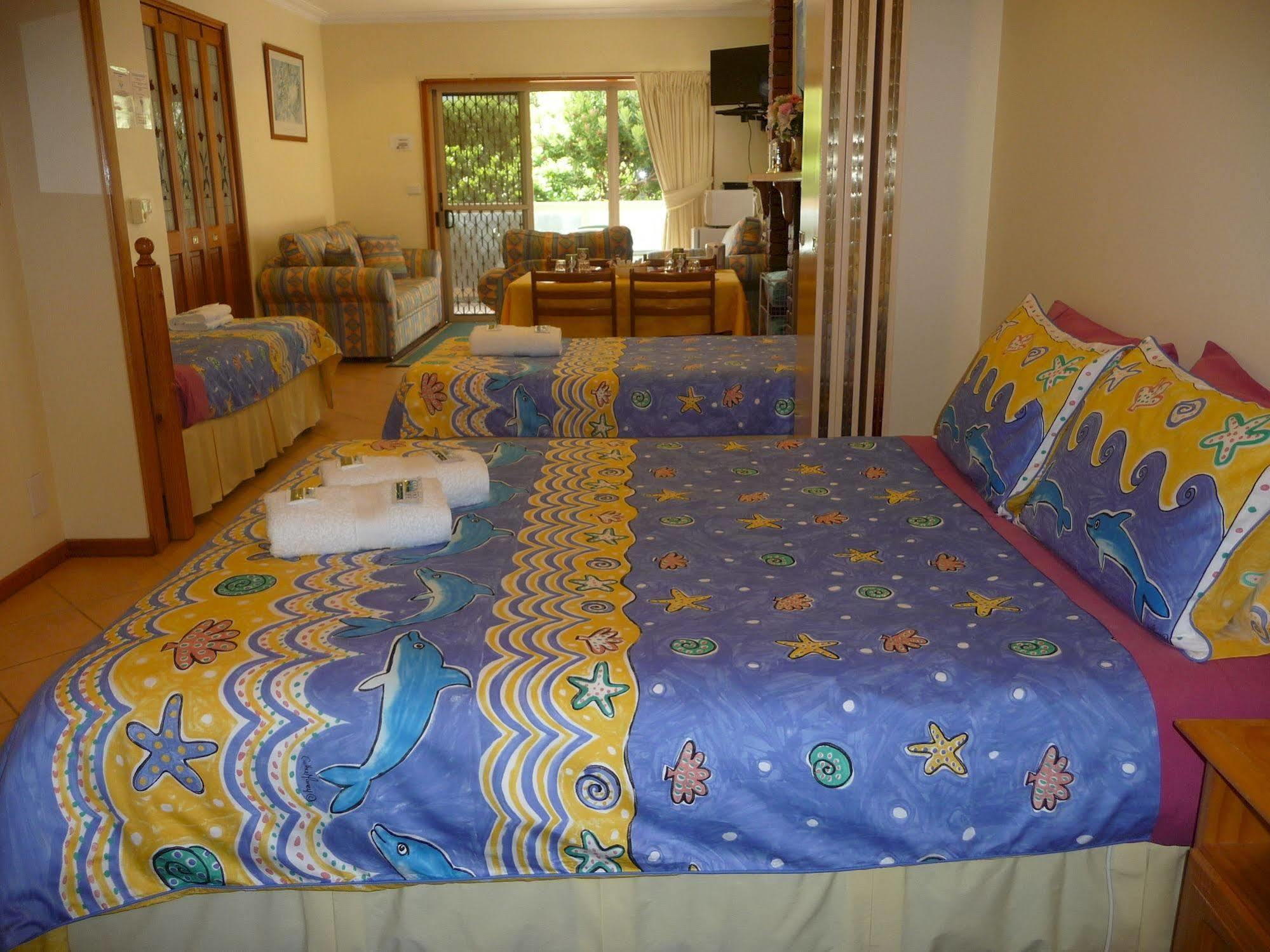 Angela'S Beach Stays Apollo Bay Exterior photo